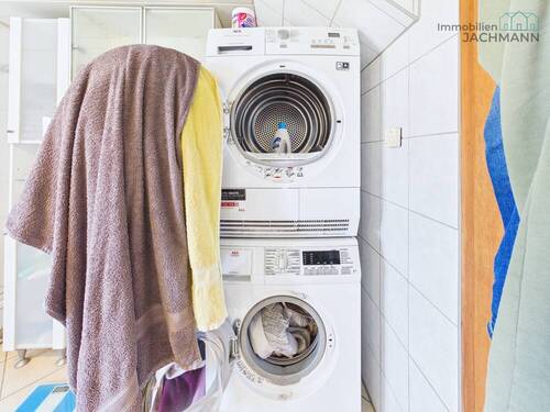 Waschmaschinenanschluss im Bad im Bestandshaus im EG - 