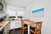 Separate Küche mit Essbereich - 