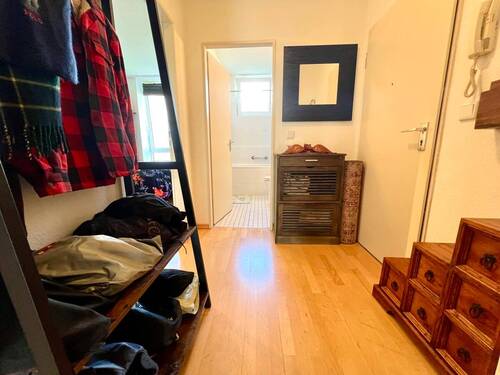 Eingangsbereich - 2 Zimmer Etagenwohnung in Düsseldorf