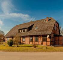 Großzügiges Fachwerkhaus in ruhiger Dorflage - Prezelle / Lomitz