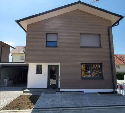 baugleiches Haus Nr. 6 - Ihr neues Zuhause: großzügiges Kettenhaus mit Familienkomfort