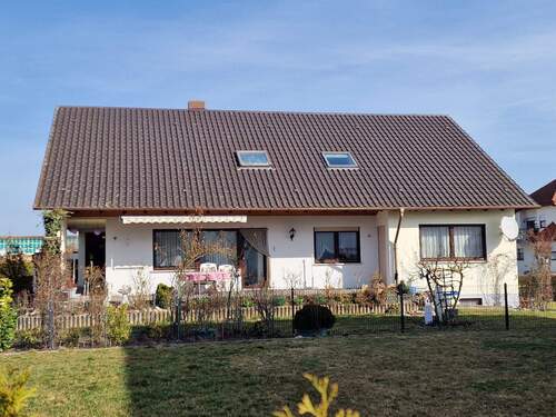 Gartenseite Süden - 1 Zimmer Einfamilienhaus zum Kaufen in Mengen