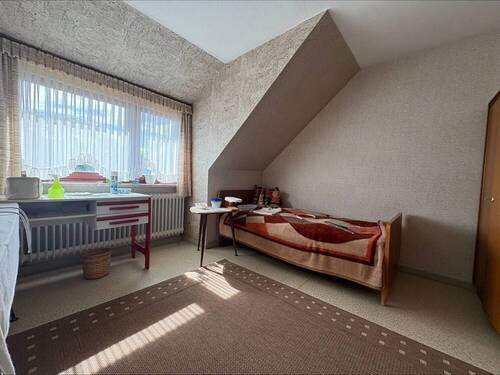 Schlafzimmer 1 DG - 