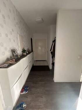 Flur - 5 Zimmer Etagenwohnung in Bielefeld