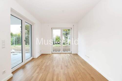 Wohnbereich - 6 Zimmer Etagenwohnung zur Miete in München