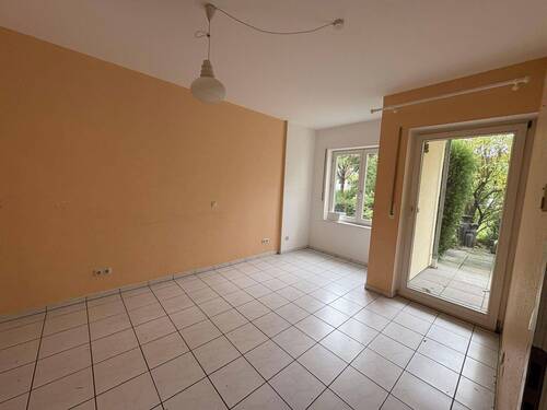 Büro mit Terrassenzugang - 3 Zimmer Etagenwohnung in Bad Nauheim