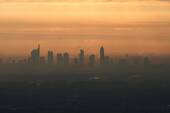 Frankfurt bei Sonnenuntergang - 