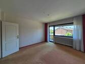Schlafzi. 1 mit Balkon - 