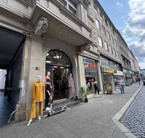 Innenstadtlage mit großer Schaufensterfläche für Mode oder Cafe Bistro - Braunschweig