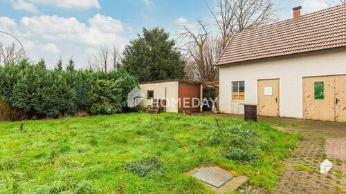 Garten 1 - Mehrfamilienhaus, Wohnhaus mit 200,00 m² in Leopoldshöhe zum Kaufen