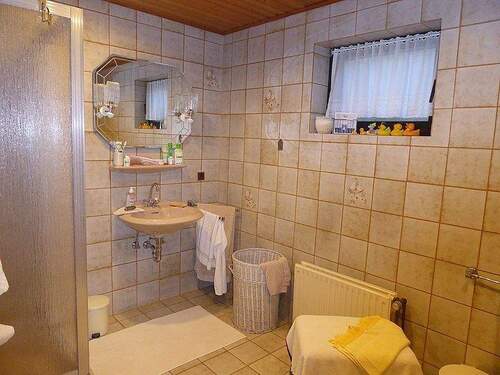 Duschbad im Untergeschoss - 