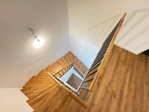 Treppe 2 - 