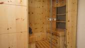 ...mit Holzsauna.... - 