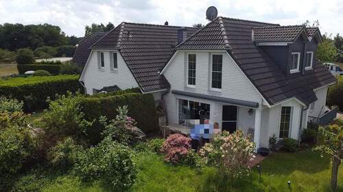 Blick vom Feld aus 1 - Wunderschöne Doppelhaushälfte mit Blick über die Felder