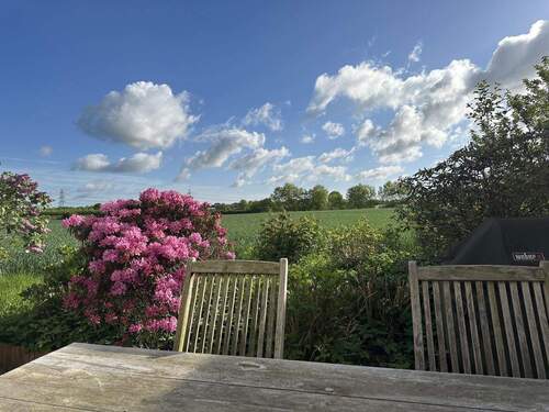Blick über das Feld - 4 Zimmer Doppelhaushälfte in Börnsen