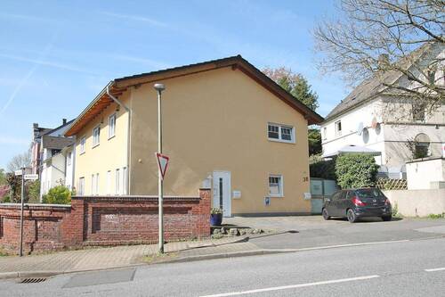 Ansicht, Stellplatz - Etagenwohnung mit 119,40 m&sup2; in Wetter zum Kaufen