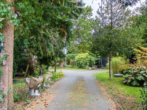 Auffahrt - 2 Zimmer Einfamilienhaus in Schwentinental