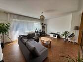 Wohnzimmer - 6 Zimmer Einfamilienhaus in Molschleben