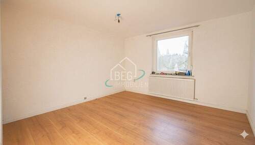 Generated Image December 04, 2025 - 4_59PM - 