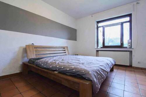 Schlafzimmer EG - 