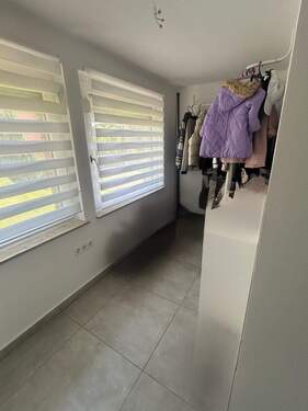 Ankleideraum im Flur - 