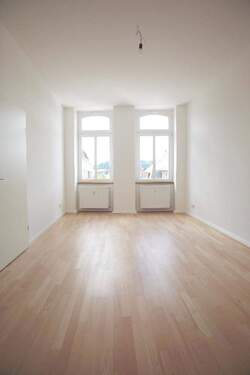 Bild 1 - *Trier-Fußgängerzone* hochwertige 2 ZKB Wohnung vor den Toren Triers!