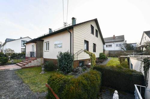 Ansicht Nord-West - 4 Zimmer Doppelhaushälfte zum Kaufen in Freiberg am Neckar