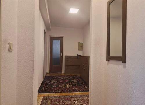 Flur - Etagenwohnung mit 93,00 m&sup2; in Essen zum Kaufen