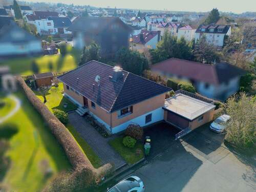 Eingangsbereich - 5 Zimmer Einfamilienhaus in Kaufungen