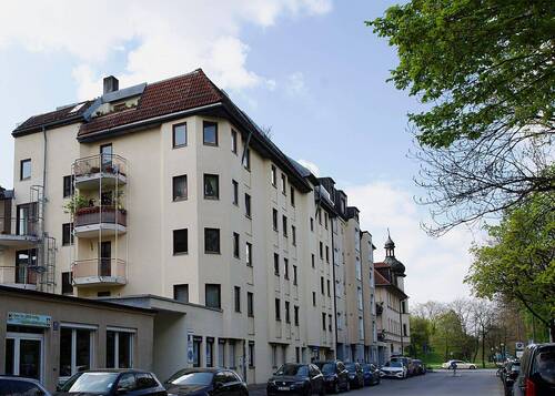 Wohnhaus am Biedersteiner Kanal - 2 Zimmer Etagenwohnung in München