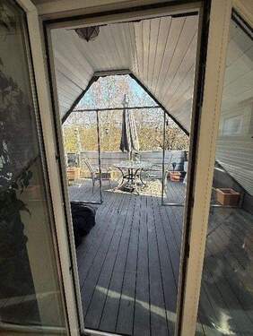Blick aus dem Wohnz. zur Dachterrasse im 1-FH - 