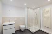 En-Suite Bad - 