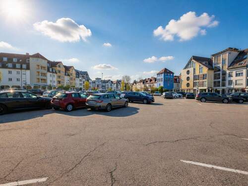 Parkplatz hinter dem Haus - 