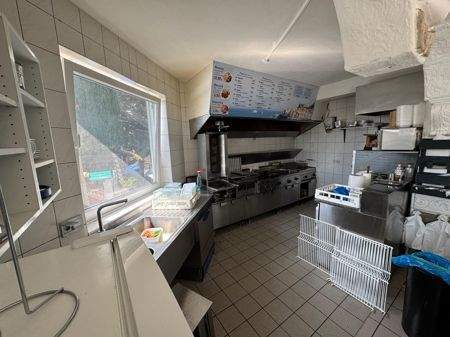 Gewerbeeinheit 2 Küche im Verkaufsraum EG - 