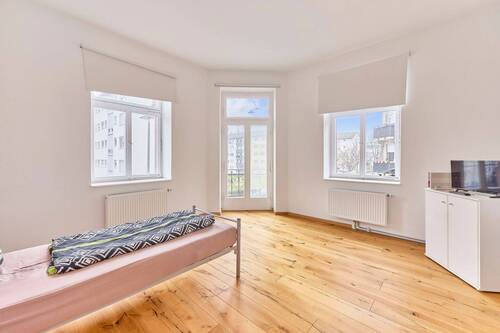 Appartement mit Balkon - 