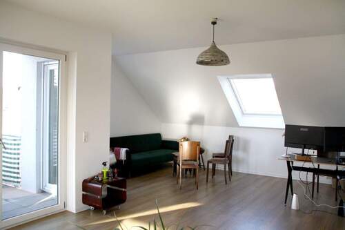 Wohnzimmer - 3 Zimmer Etagenwohnung in Kehl