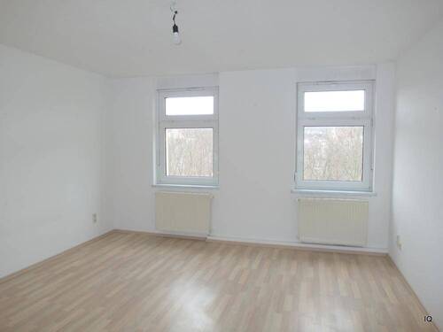 Wohnzimmer - Etagenwohnung mit 74,00 m&sup2; in Döbeln zur Miete