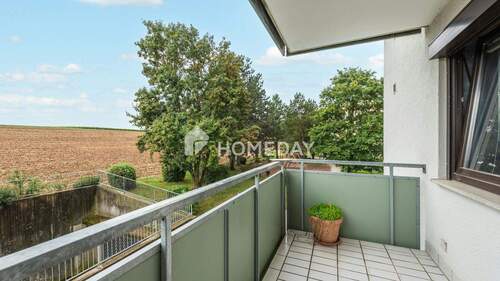 Balkon 2 - 3 Zimmer Etagenwohnung zum Kaufen in Eberdingen