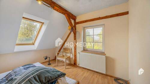 1. OG Schlafzimmer 1 1 - 