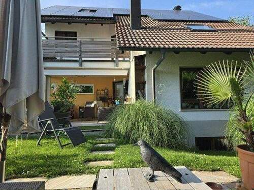 Garten Blick aufs Haus - 
