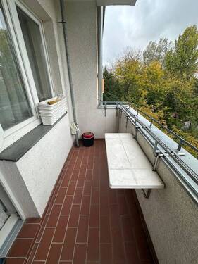 Bild 2 - 2 Zimmer Etagenwohnung zum Kaufen in Berlin