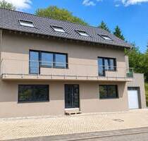 Top Lage nahe Luxemburg - Zweifamilienhaus mit Ausbaureserve - Onsdorf