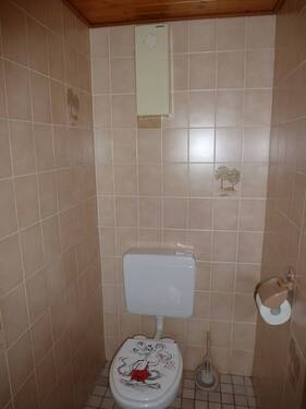 WC EG.jpg - 