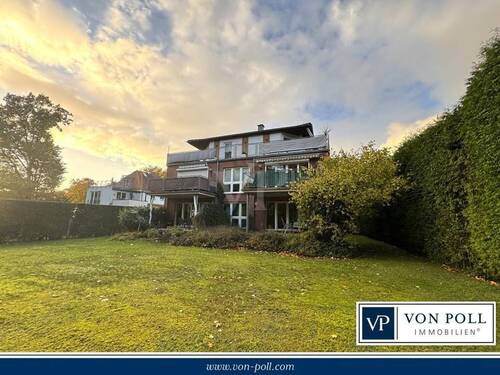 Titelbild mit Balken - Schöne Wohnung mit großem Balkon und Garage