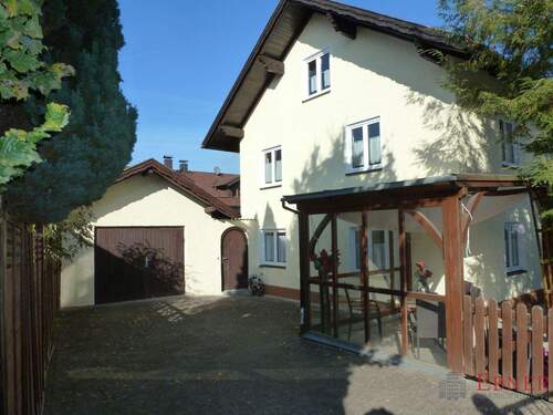 Ansicht - Einfamilienhaus in Rattiszell - 165.000,00&nbsp;EUR Kaufpreis, ca.&nbsp; 122,20&nbsp;m&sup2;&nbsp;Wohnfl&auml;che