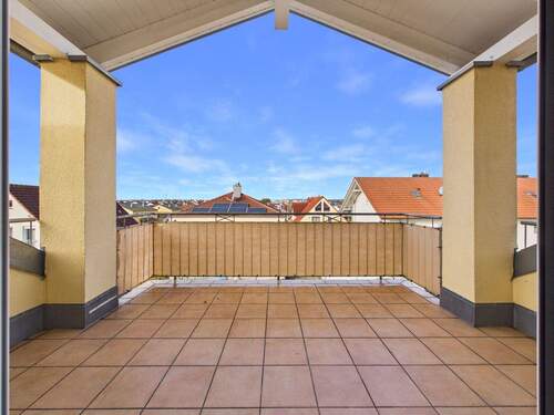 Balkon mit Überdachung - 