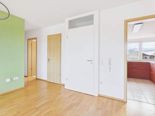 Wohnungseingangstüre im Dachgeschoss - 