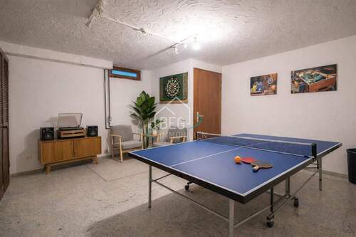 Hobbyraum virtuell möbliert - 