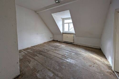 Schlafzimmer - Mehrfamilienhaus, Wohnhaus mit 288,00 m² in Geringswalde zum Kaufen