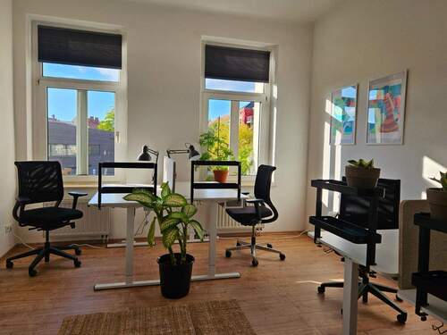 Monatsticket für einen Schreibtischarbeitsplatz - Einzel- und Teambüros und Coworkingplätze - All-in-Miete